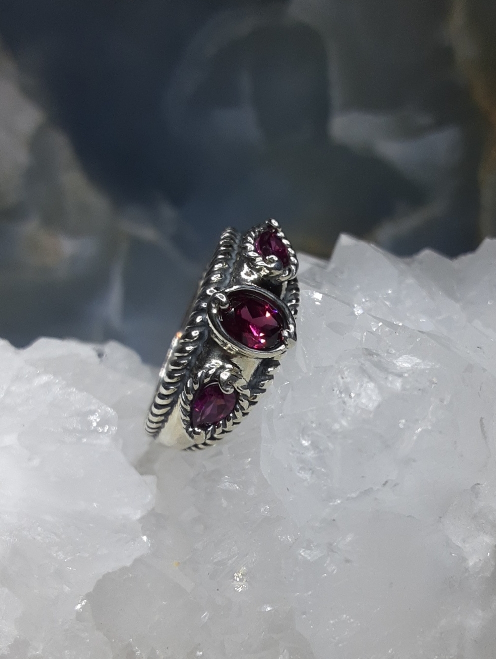 925 Rhodolite Garnet Ring - Picture 3 of 5
